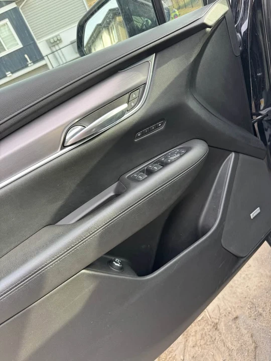2019 Cadillac XT5 - Image 12 of 16