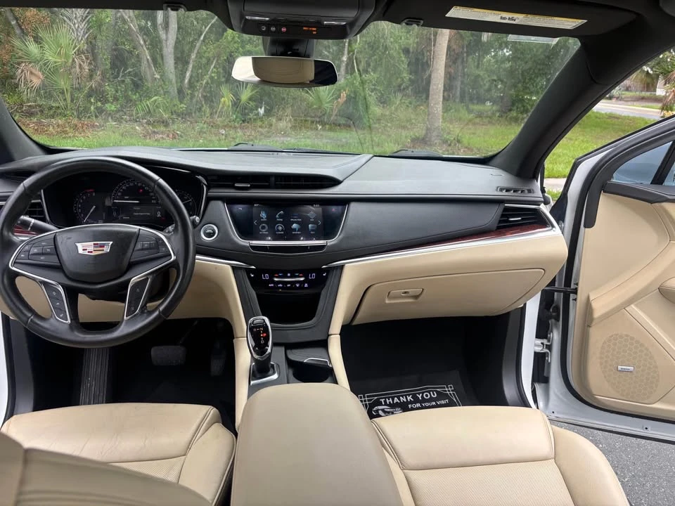 2019 Cadillac XT5 - Image 8 of 11