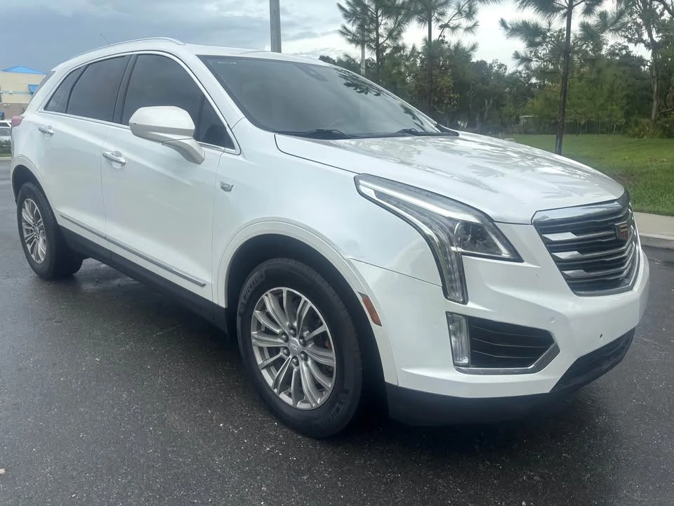 2019 Cadillac XT5 - Image 2 of 11