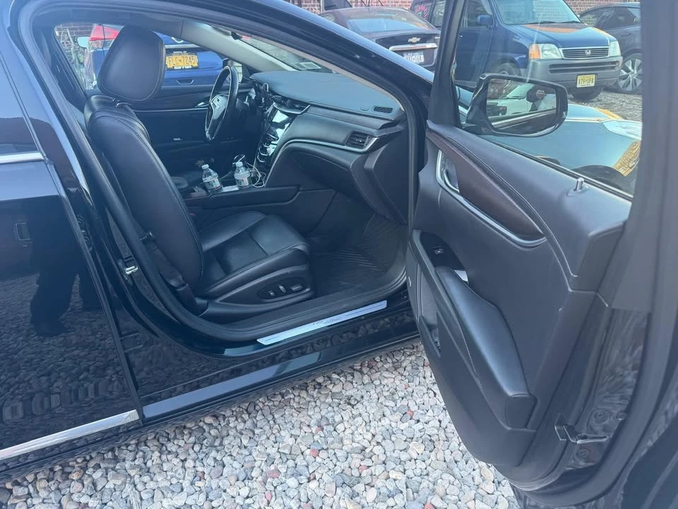 2019 Cadillac XTS - Image 9 of 16