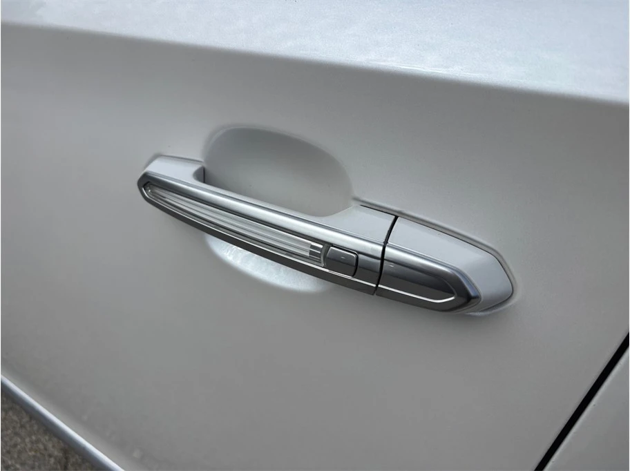 2019 Cadillac XTS - Image 17 of 21