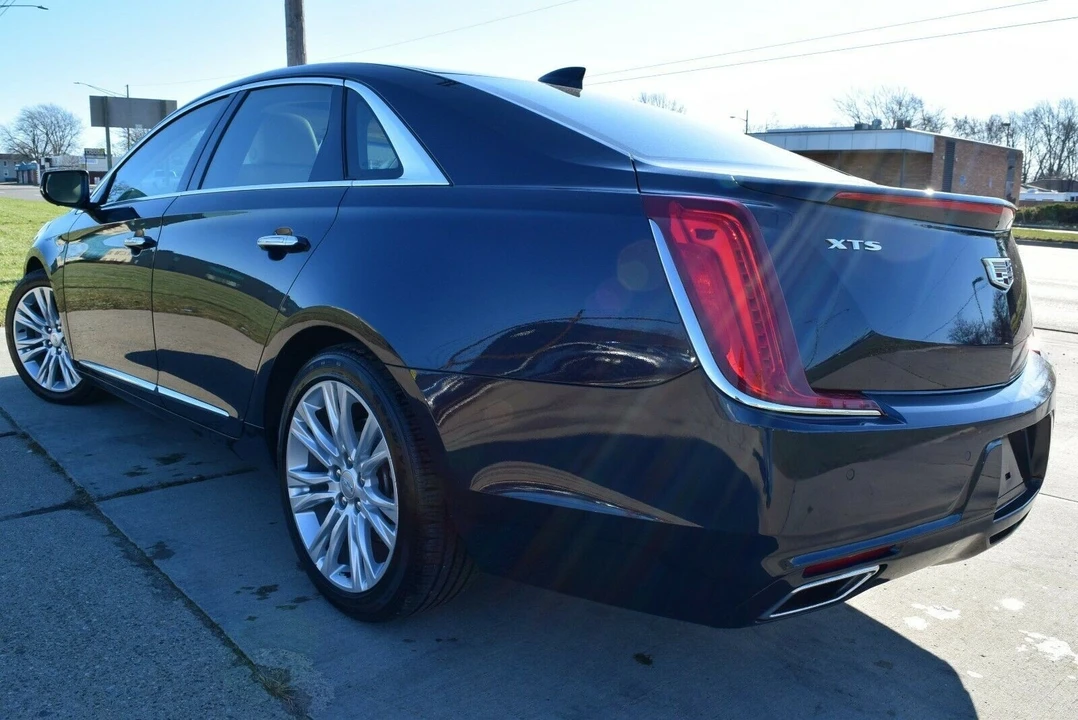 2019 Cadillac XTS - Image 16 of 20
