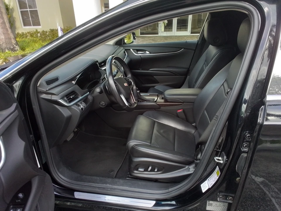2019 Cadillac XTS - Image 10 of 30