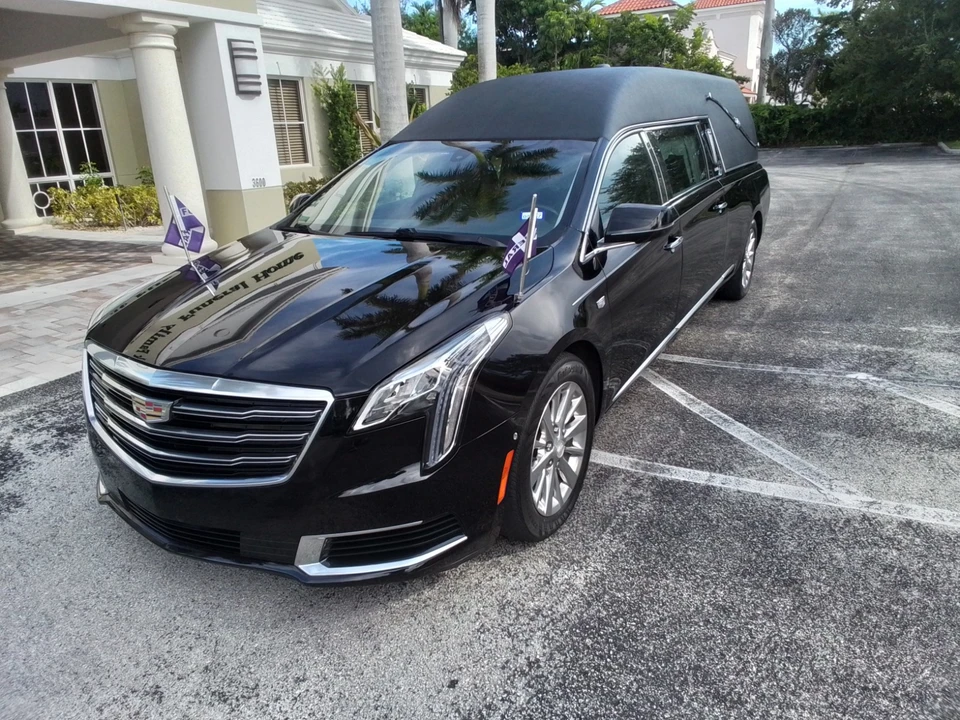 2019 Cadillac XTS - Image 9 of 30