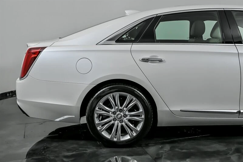 2019 Cadillac XTS - Image 11 of 21