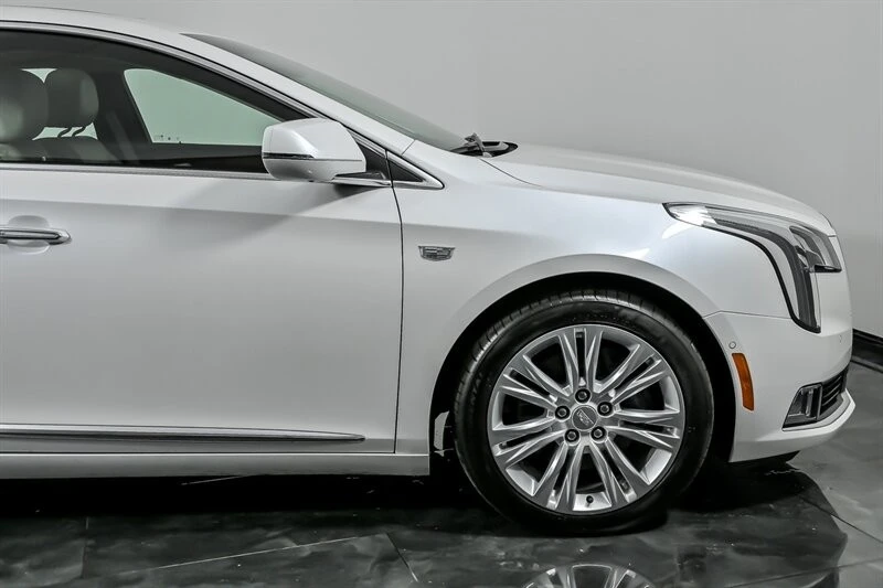 2019 Cadillac XTS - Image 12 of 21