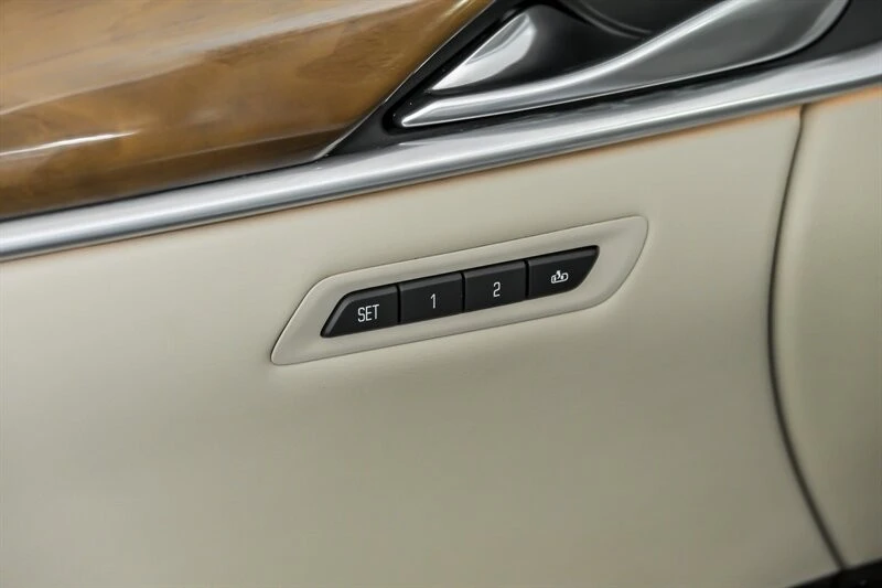 2019 Cadillac XTS - Image 16 of 21