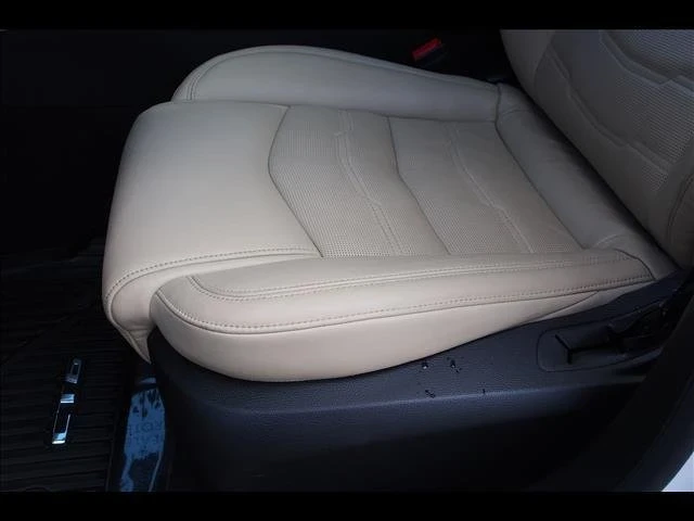 2019 Cadillac CT6 - Image 18 of 20
