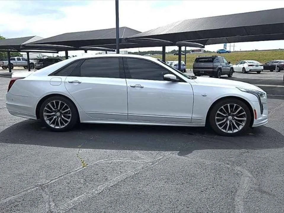 2019 Cadillac CT6 - Image 5 of 6