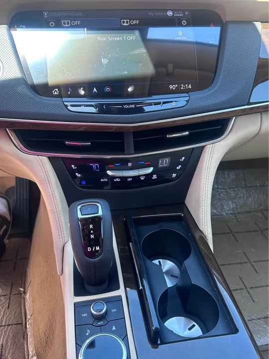 2019 Cadillac CT6 - Image 8 of 11