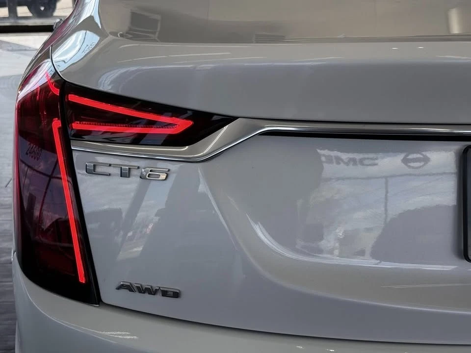 2019 Cadillac CT6 - Image 13 of 20