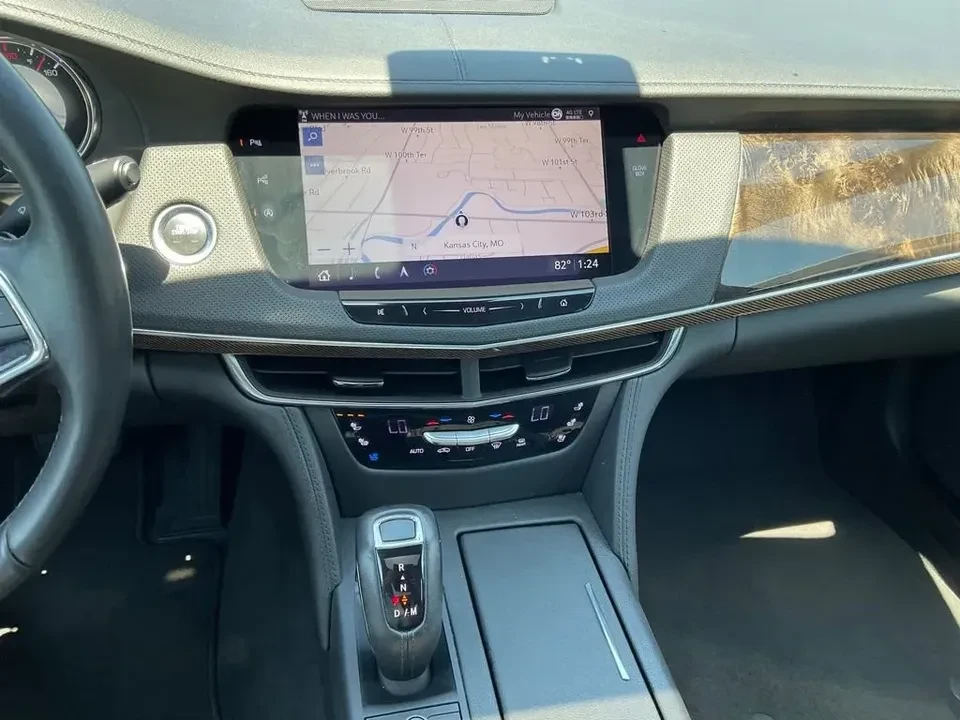 2019 Cadillac CT6 - Image 12 of 16