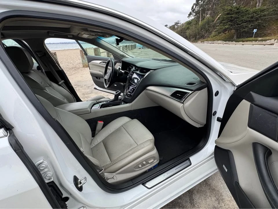 2019 Cadillac CTS 3rd Gen - Image 11 of 16