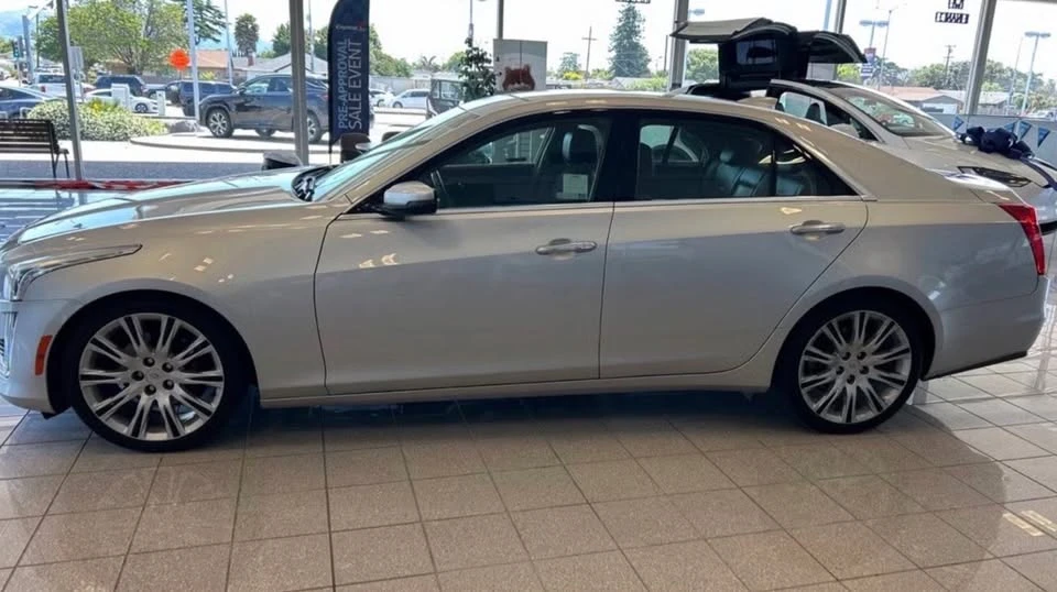 2019 Cadillac CTS 3rd Gen - Image 5 of 7