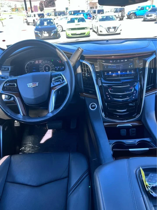 2019 Cadillac Escalade 4th Gen - Image 7 of 11