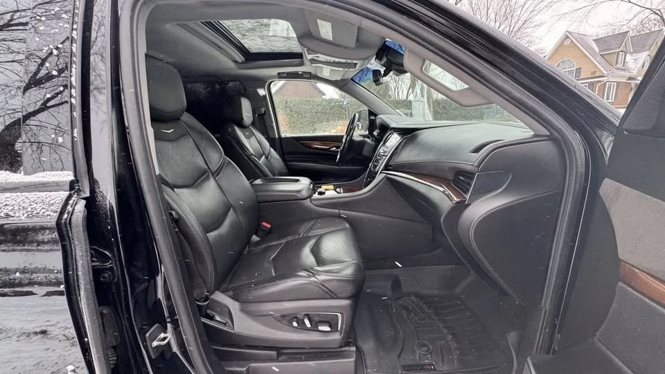 2019 Cadillac Escalade 4th Gen - Image 10 of 20