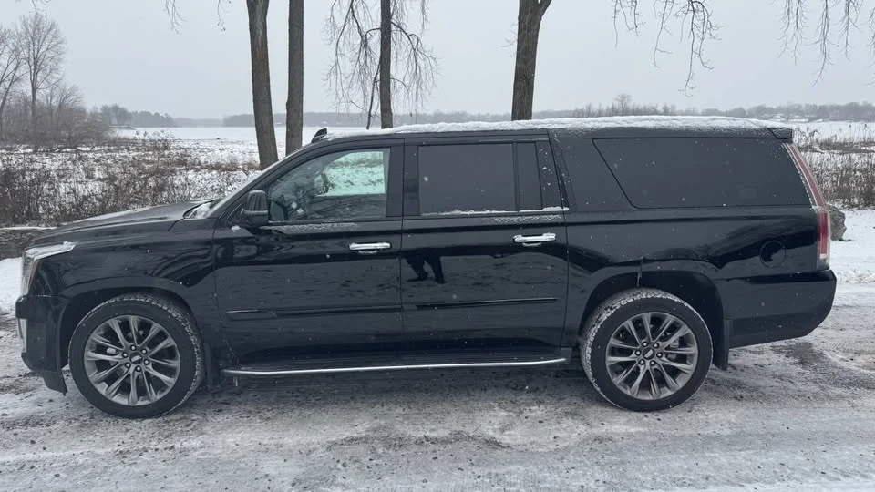 2019 Cadillac Escalade 4th Gen - Image 2 of 20