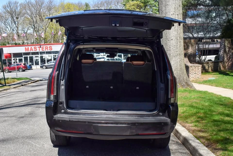 2019 Cadillac Escalade 4th Gen - Image 17 of 19