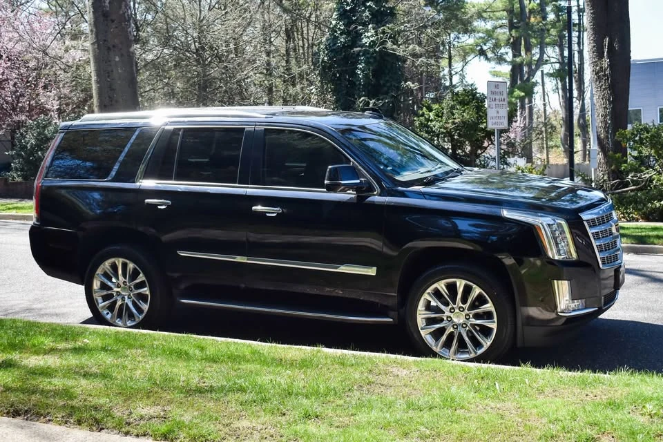 2019 Cadillac Escalade 4th Gen - Image 11 of 19