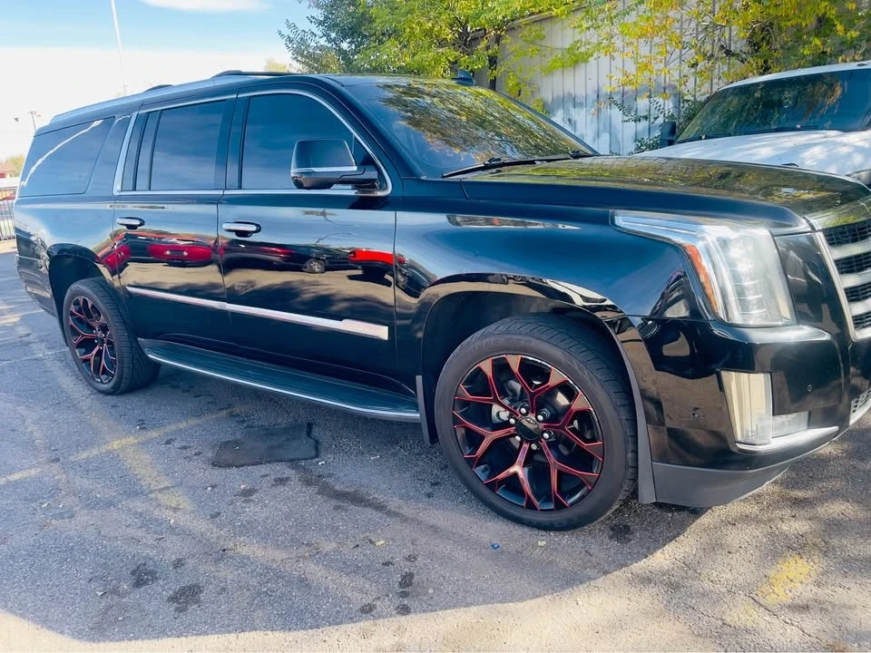 2019 Cadillac Escalade 4th Gen - Image 2 of 2