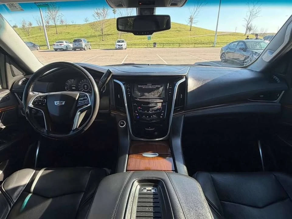 2019 Cadillac Escalade 4th Gen - Image 13 of 14