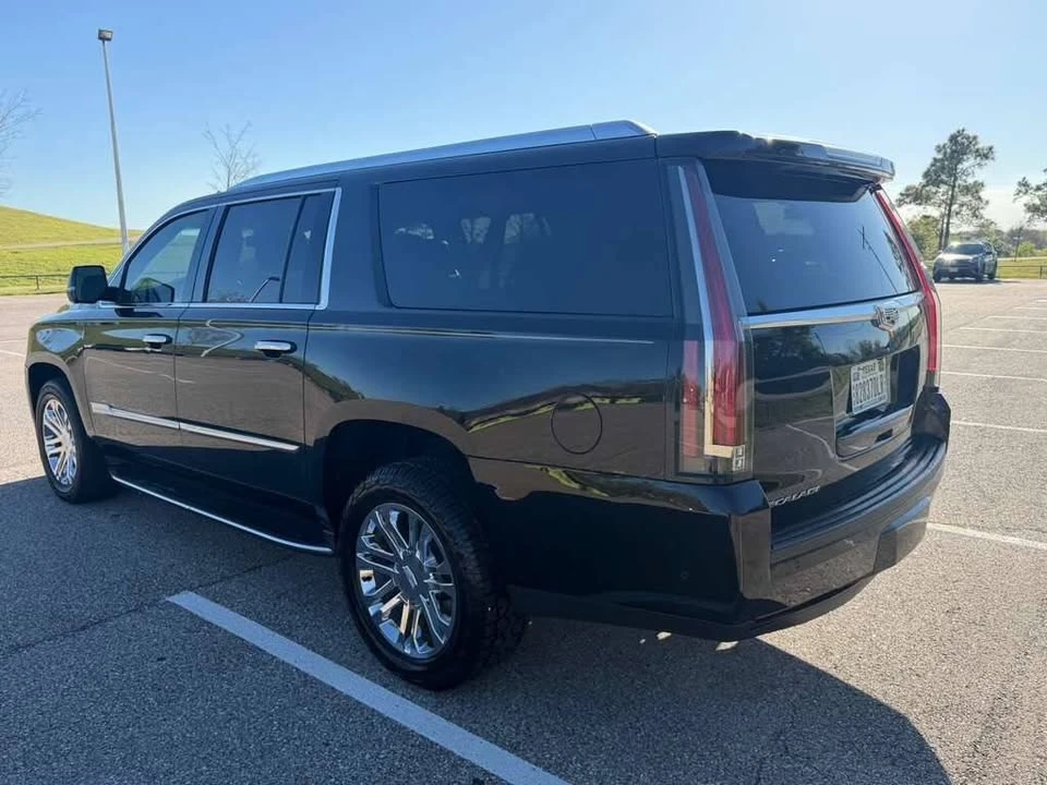 2019 Cadillac Escalade 4th Gen - Image 3 of 14