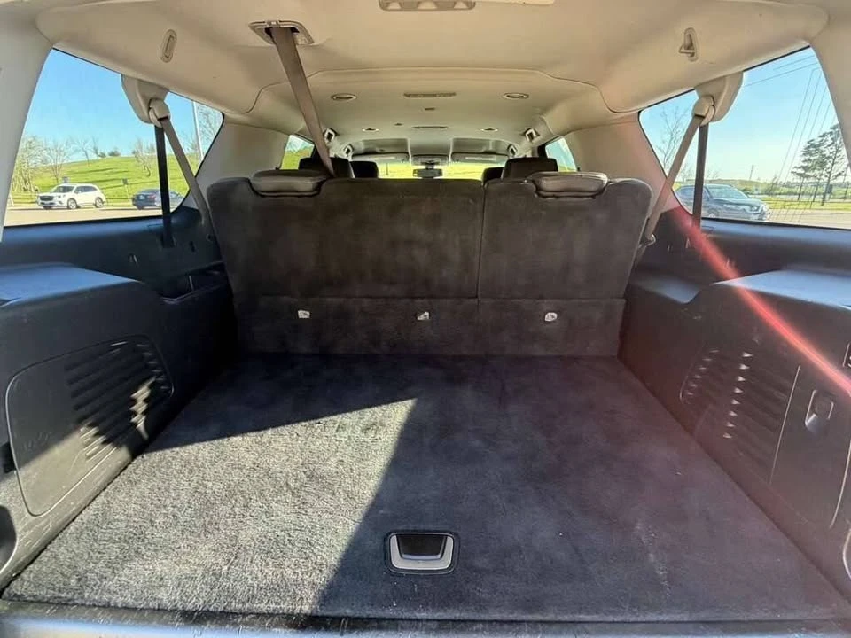 2019 Cadillac Escalade 4th Gen - Image 9 of 14