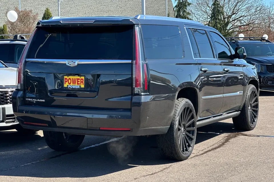 2019 Cadillac Escalade 4th Gen - Image 3 of 20