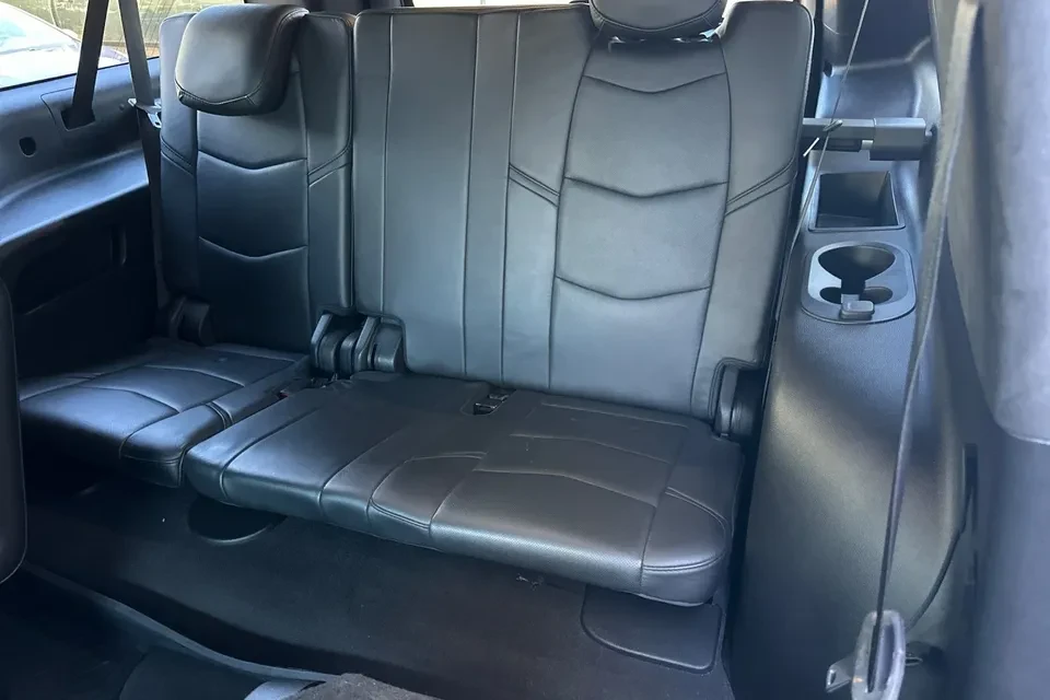 2019 Cadillac Escalade 4th Gen - Image 14 of 20