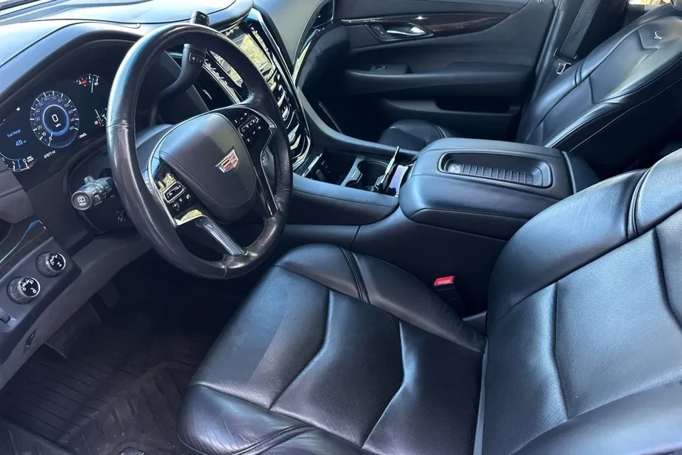 2019 Cadillac Escalade 4th Gen - Image 8 of 20