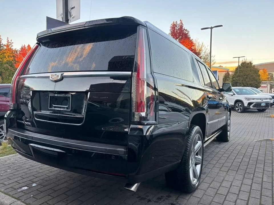 2019 Cadillac Escalade 4th Gen - Image 2 of 16