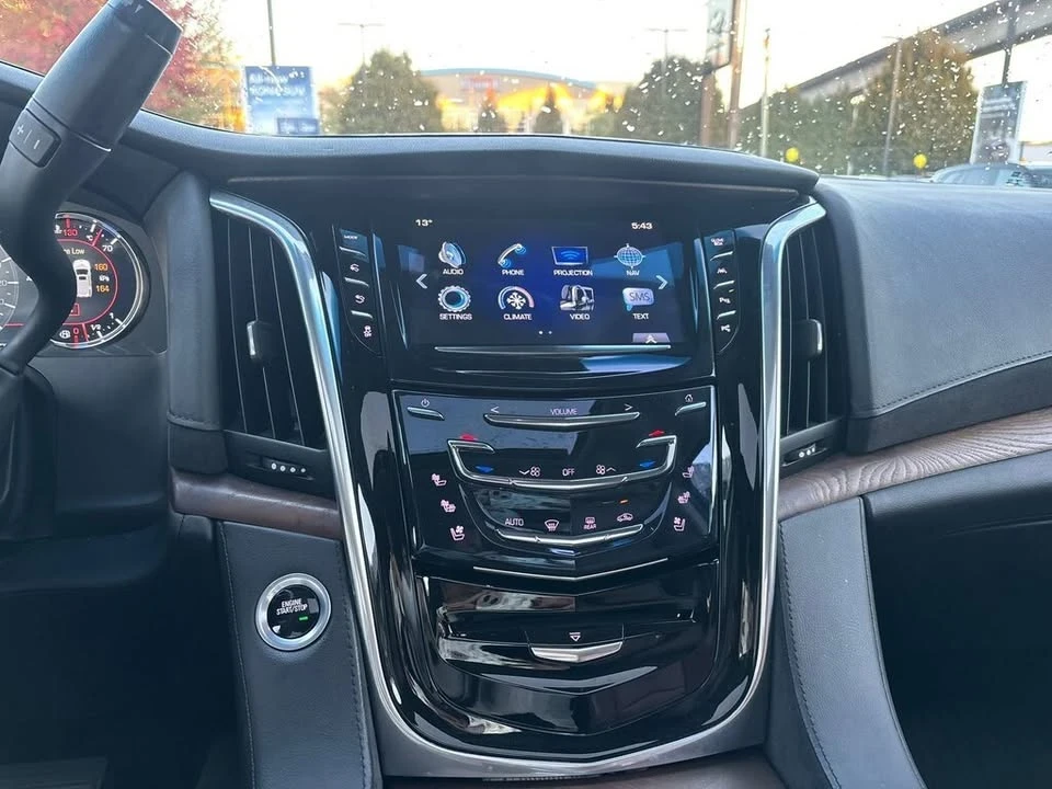 2019 Cadillac Escalade 4th Gen - Image 13 of 16