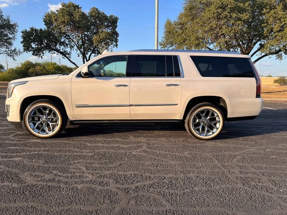 2019 Cadillac Escalade 4th Gen - Image 18 of 20