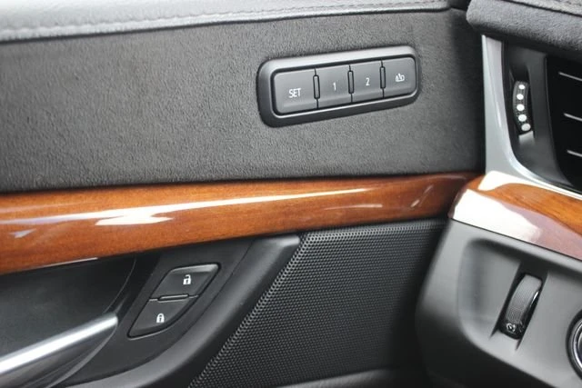 2019 Cadillac Escalade 4th Gen - Image 18 of 20