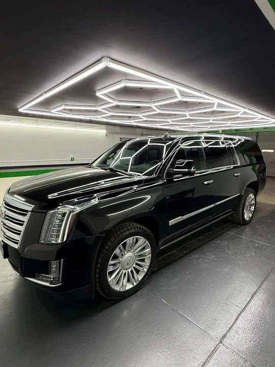 2019 Cadillac Escalade 4th Gen - Image 8 of 13