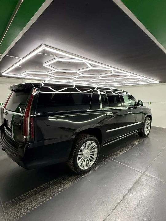2019 Cadillac Escalade 4th Gen - Image 3 of 13