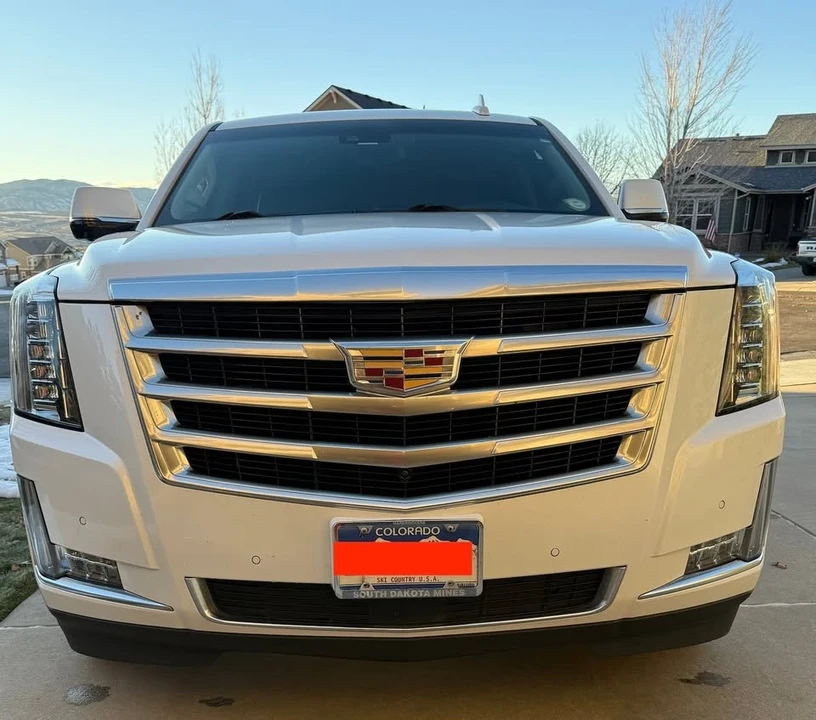 2019 Cadillac Escalade 4th Gen - Image 4 of 8