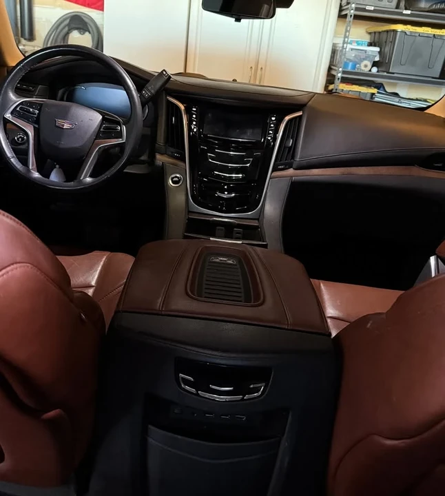 2019 Cadillac Escalade 4th Gen - Image 6 of 8