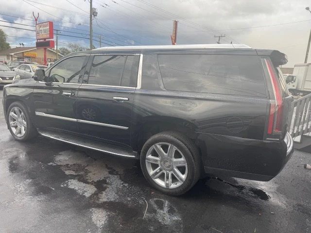 2019 Cadillac Escalade 4th Gen - Image 3 of 7