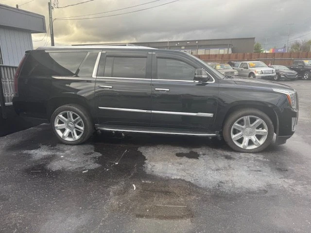 2019 Cadillac Escalade 4th Gen - Image 5 of 7