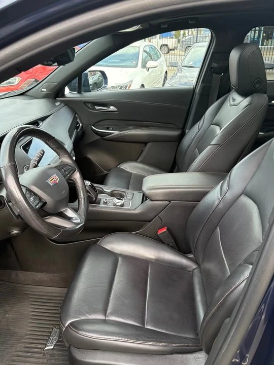 2019 Cadillac XT4 - Image 10 of 20
