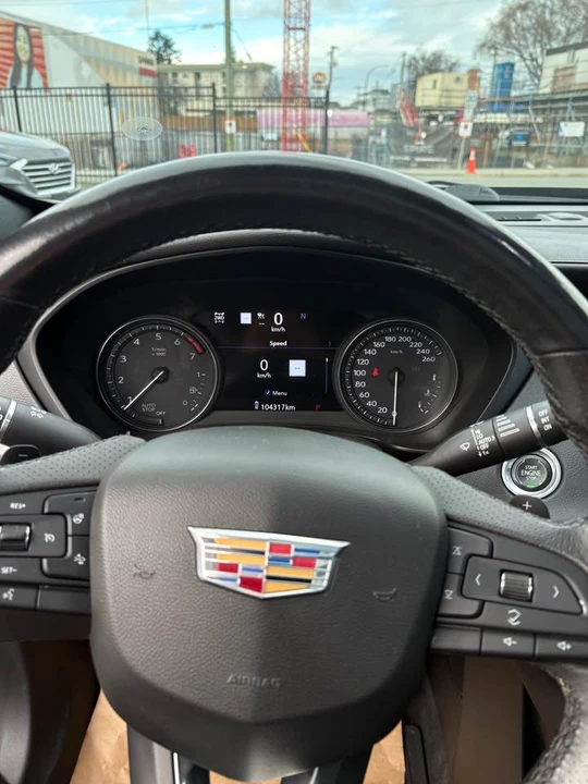 2019 Cadillac XT4 - Image 13 of 20