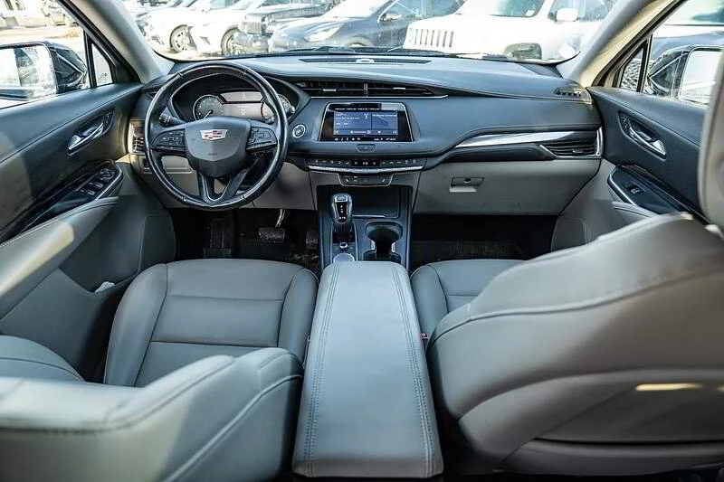 2019 Cadillac XT4 - Image 13 of 17