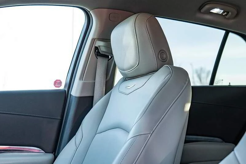 2019 Cadillac XT4 - Image 10 of 17