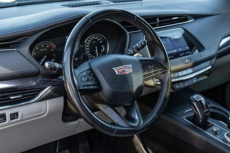 2019 Cadillac XT4 - Image 9 of 17