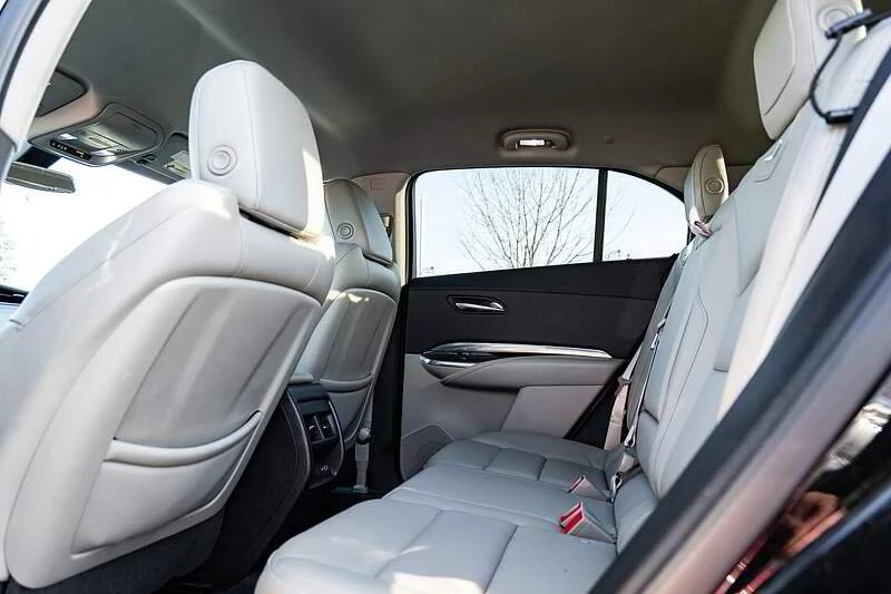 2019 Cadillac XT4 - Image 8 of 17