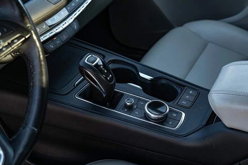 2019 Cadillac XT4 - Image 11 of 17