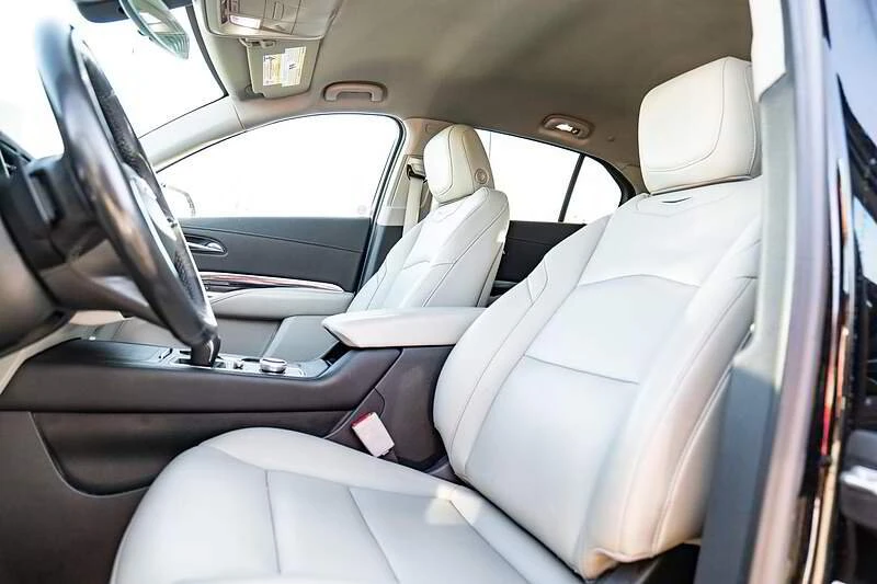 2019 Cadillac XT4 - Image 12 of 17