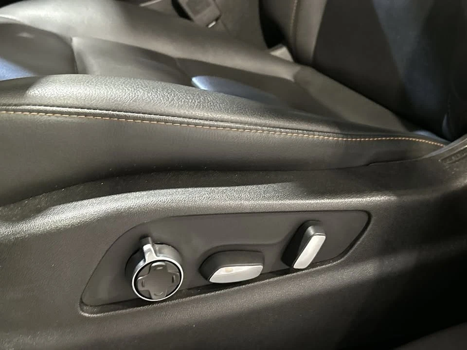 2019 Cadillac XT4 - Image 13 of 20