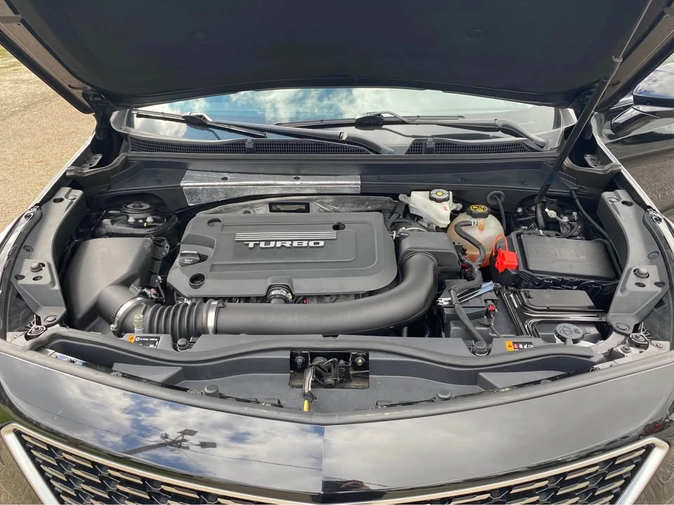 2019 Cadillac XT4 - Image 8 of 18